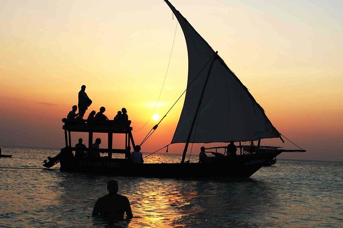 Dhow Cruises